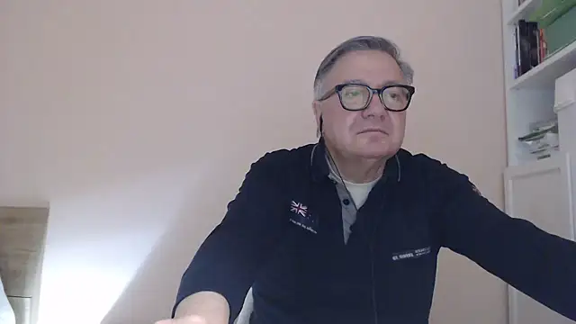 YOU6me online show from 01-15-26, 06:22