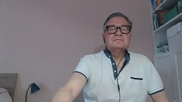 YOU6me online show from 06-02-26, 03:47