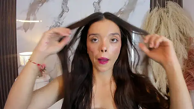 hannahill69 online show from 04-17-26, 05:10