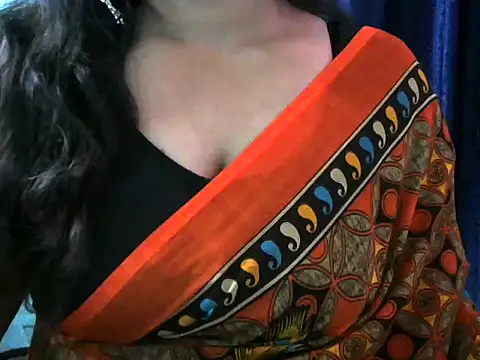 Snapshot of SexyRashmika chatting on 02-04-25, 11:06 SexyRashmika online show from 02-04-25, 11:06
