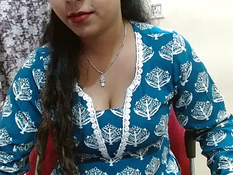 LovingPihu online show from 04-16-26, 05:30