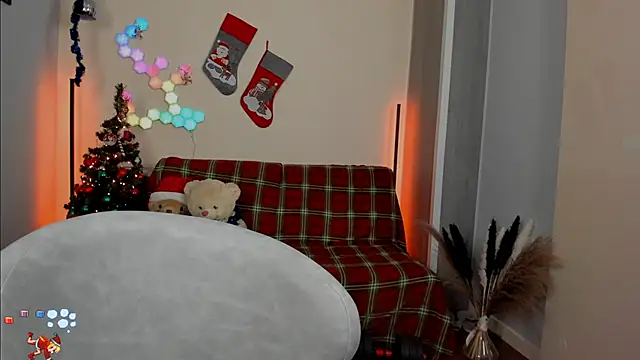 victorias world online show from 12-19-24, 10:32