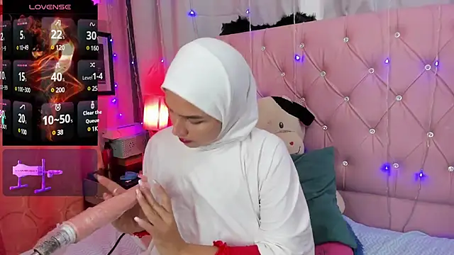 Snapshot of DarshaKhemu chatting on 12-05-24, 12:52 DarshaKhemu online show from 12-05-24, 12:52