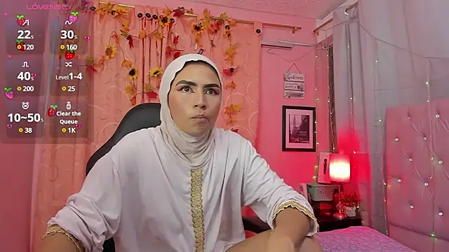 Snapshot of DarshaKhemu chatting on 03-05-25, 08:42 DarshaKhemu online show from 03-05-25, 08:42