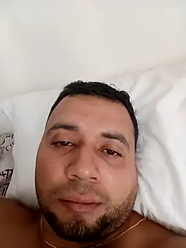 Snapshot of bby2279 chatting on 11-03-25, 05:36 bby2279 online show from 11-03-25, 05:36