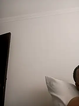 Snapshot of bby2279 chatting on 01-11-26, 02:55 bby2279 online show from 01-11-26, 02:55