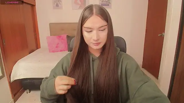 Miley Baker online show from 10-24-25, 04:03