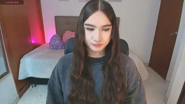 Miley Baker online show from 04-18-26, 01:04