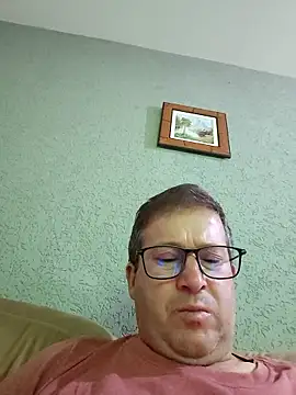 Snapshot of tavio1 chatting on 01-11-26, 12:26 tavio1 online show from 01-11-26, 12:26
