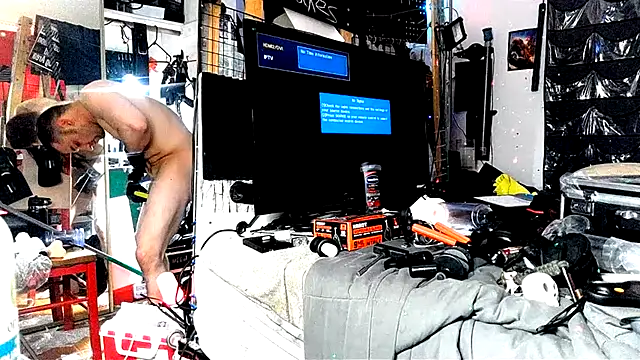 Snapshot of TheHellBilly chatting on 02-04-25, 06:38 TheHellBilly online show from 02-04-25, 06:38