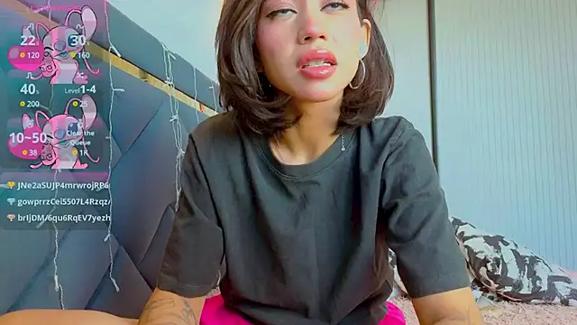 Mia Tin online show from 01-26-25, 08:36