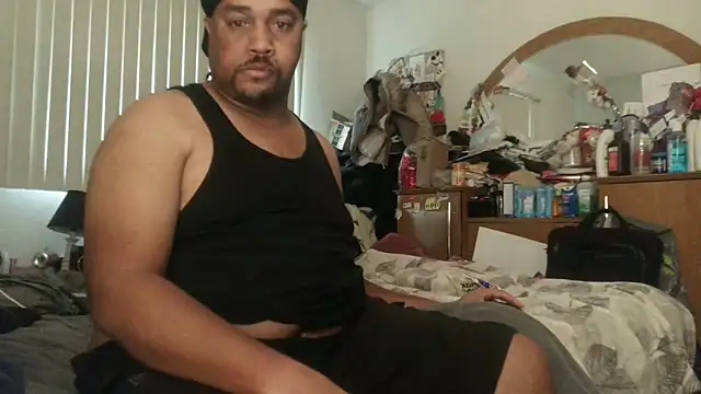 Snapshot of Tez44 chatting on 02-10-26, 07:18 Tez44 online show from 02-10-26, 07:18