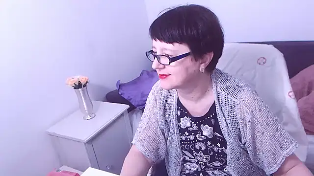 ChristaRose online show from 02-10-25, 01:57