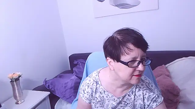 ChristaRose online show from 11-07-25, 07:25