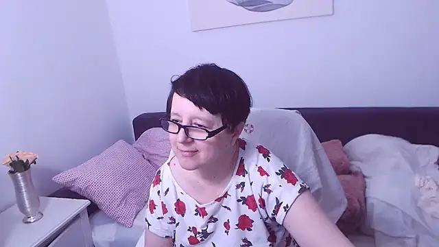 ChristaRose online show from 03-31-26, 05:57