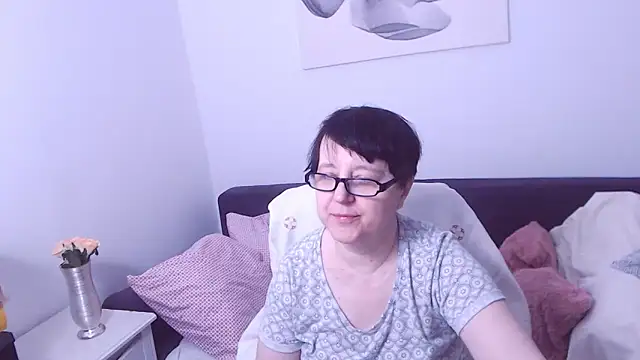 ChristaRose online show from 04-10-26, 07:18