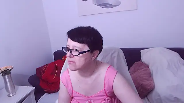 Snapshot of ChristaRose chatting on 06-07-26, 11:47 ChristaRose online show from 06-07-26, 11:47