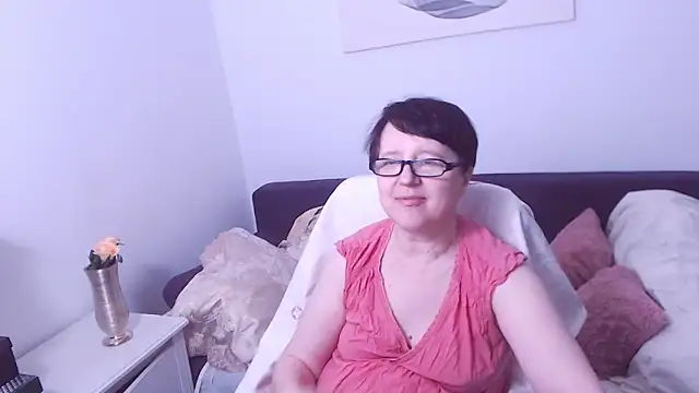 Snapshot of ChristaRose chatting on 06-10-26, 11:13 ChristaRose online show from 06-10-26, 11:13