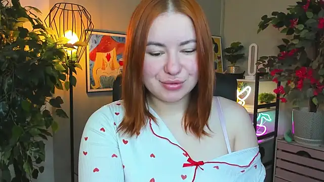 LAYLAxSTAR online show from 12-14-25, 07:47