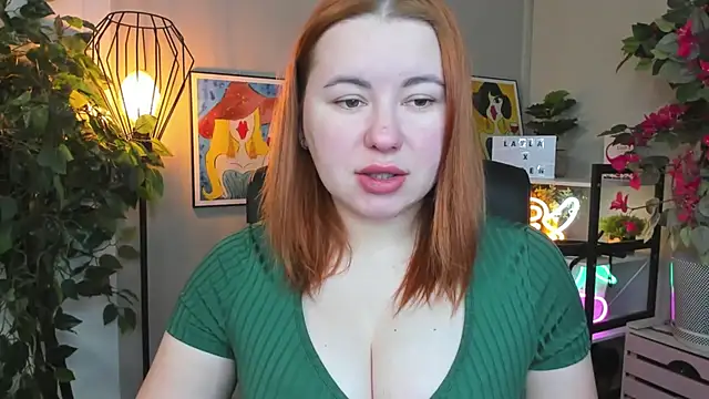 LAYLAxSTAR online show from 02-04-26, 07:58