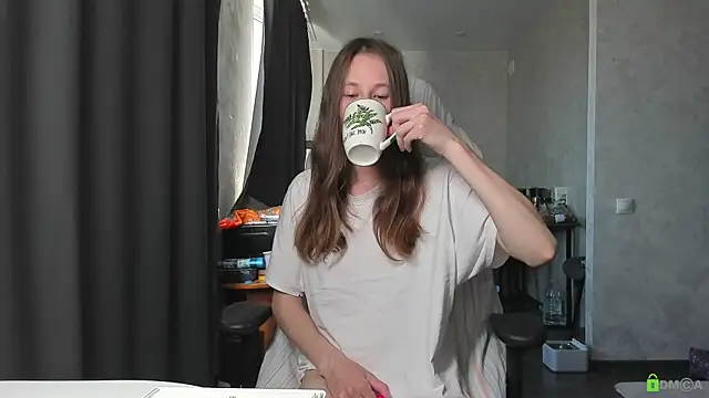 Courtney Luv online show from 06-17-26, 01:23