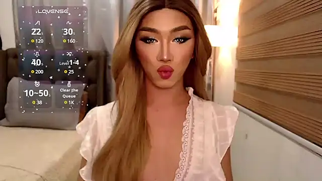 Snapshot of Local_Hoelyx chatting on 01-02-25, 01:30 Local Hoelyx online show from 01-02-25, 01:30