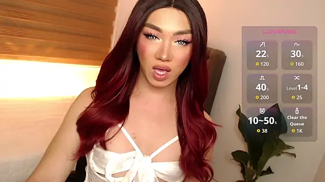 Snapshot of Local_Hoelyx chatting on 09-12-25, 07:03 Local Hoelyx online show from 09-12-25, 07:03