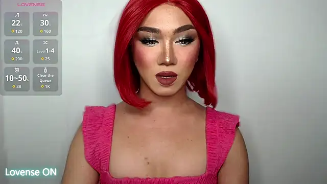 Snapshot of Local_Hoelyx chatting on 10-27-25, 08:02 Local Hoelyx online show from 10-27-25, 08:02