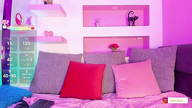 Snapshot of _liathompsom09 chatting on 11-25-25, 11:05 liathompsom09 online show from 11-25-25, 11:05