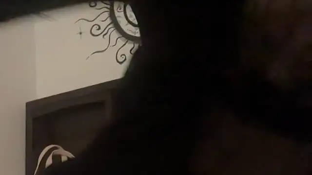 Snapshot of poppergirl69 chatting on 09-12-25, 12:22 poppergirl69 online show from 09-12-25, 12:22