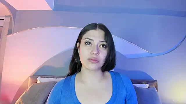 Snapshot of Nicolle_W chatting on 09-25-25, 11:47 Nicolle W online show from 09-25-25, 11:47