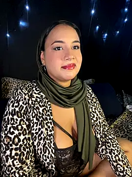 Snapshot of Maryam_yamal chatting on 10-10-25, 08:30 Maryam yamal online show from 10-10-25, 08:30