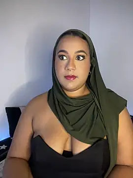 Snapshot of Maryam_yamal chatting on 02-15-26, 08:49 Maryam yamal online show from 02-15-26, 08:49