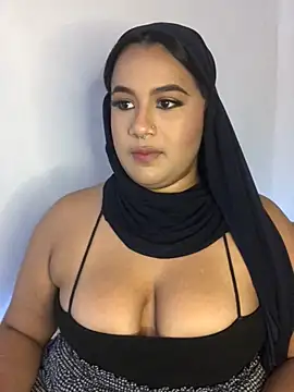 Snapshot of Maryam_yamal chatting on 02-22-26, 08:51 Maryam yamal online show from 02-22-26, 08:51