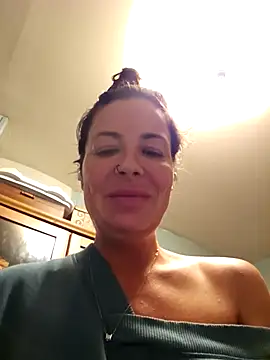 RebeccaXO  online show from 04-24-26, 04:48