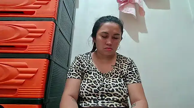 LalaiAsian online show from 03-22-25, 05:09