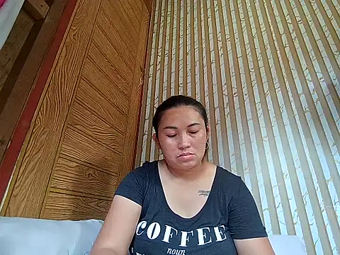 LalaiAsian online show from 04-07-26, 06:14