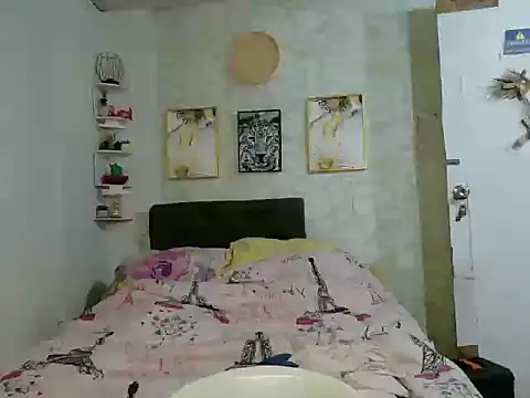 Hebefemme online show from 04-03-26, 02:37