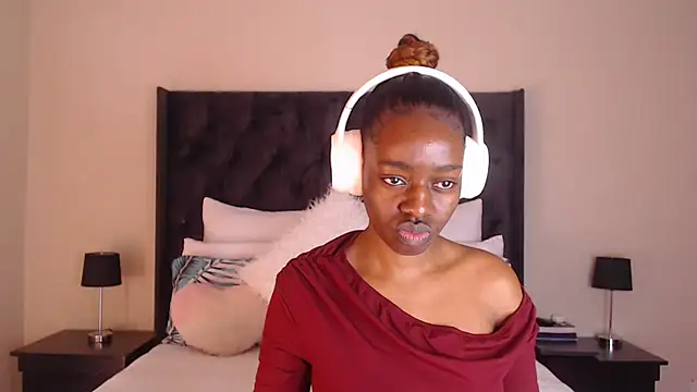 Sexynaughty Gal online show from 08-02-26, 02:15