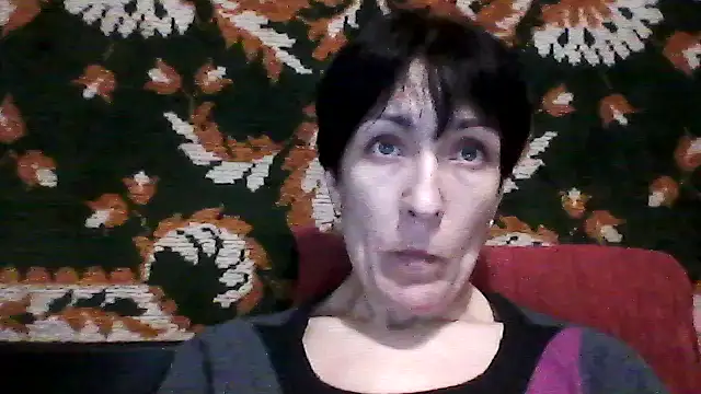 SunnyAmorre online show from 11-28-25, 09:45