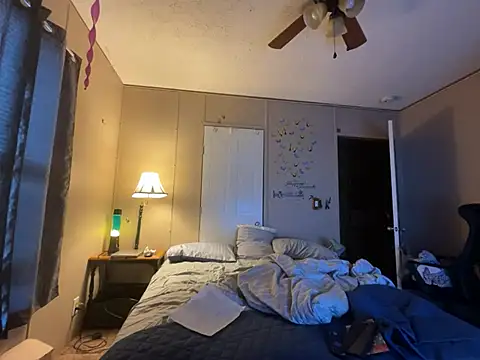 jck1m0t online show from 12-21-24, 01:21