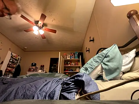 jck1m0t online show from 11-08-25, 07:08