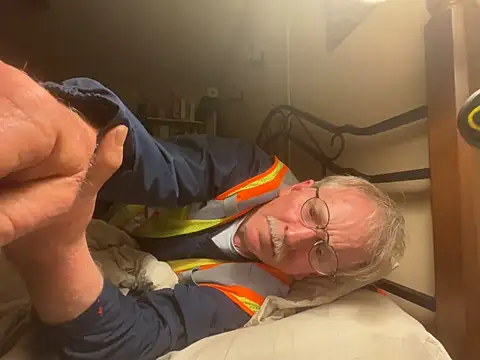 jck1m0t online show from 02-17-26, 01:13