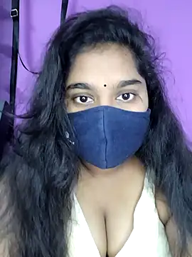 Snapshot of riya-baby chatting on 12-22-24, 06:26 riya-baby online show from 12-22-24, 06:26