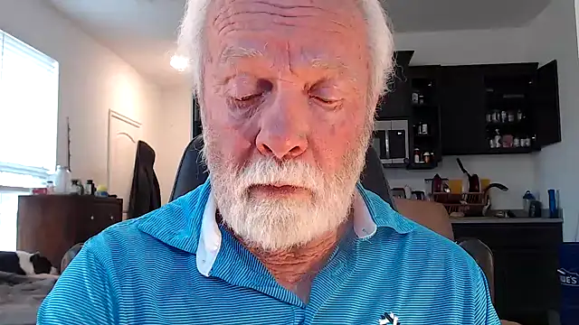 Snapshot of rockpoint69 chatting on 12-10-24, 03:12 rockpoint69 online show from 12-10-24, 03:12