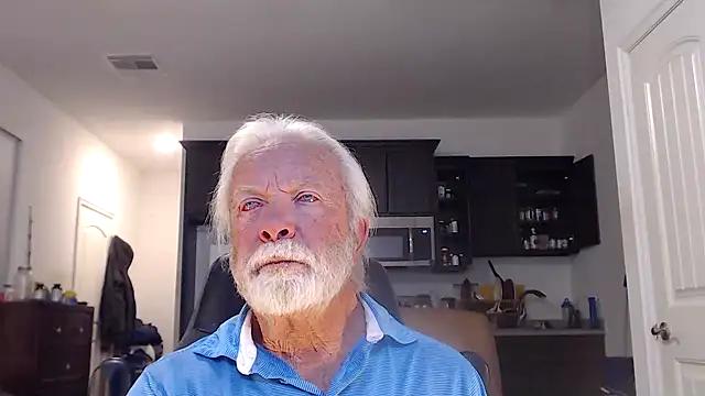 Snapshot of rockpoint69 chatting on 12-11-24, 12:23 rockpoint69 online show from 12-11-24, 12:23