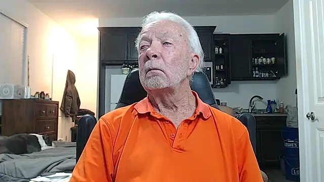 Snapshot of rockpoint69 chatting on 02-21-26, 11:22 rockpoint69 online show from 02-21-26, 11:22