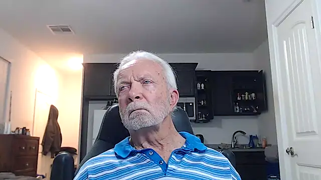 Snapshot of rockpoint69 chatting on 02-27-26, 11:32 rockpoint69 online show from 02-27-26, 11:32