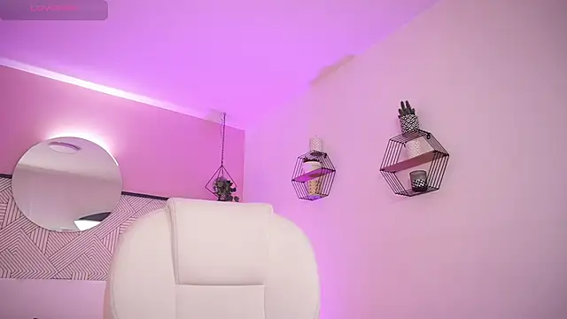 Snapshot of Samantha_Brooke chatting on 03-16-25, 06:55 Samantha Brooke online show from 03-16-25, 06:55