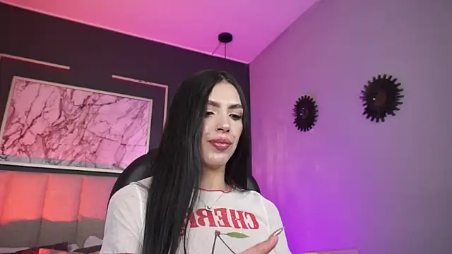 Snapshot of Samantha_Brooke chatting on 11-25-25, 02:28 Samantha Brooke online show from 11-25-25, 02:28